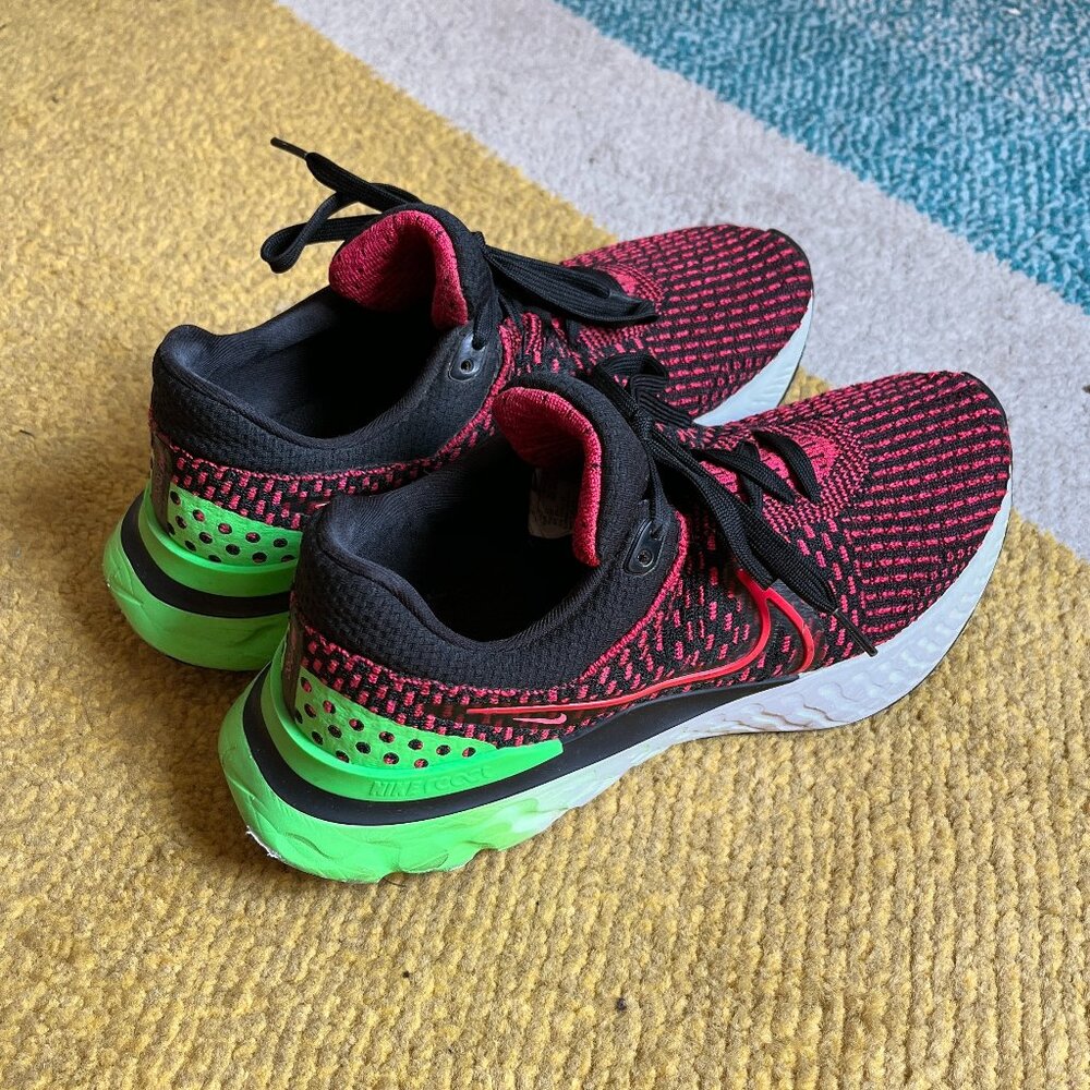 Nike Flyknit Men's React Infinity Run 3 Running Sneakers